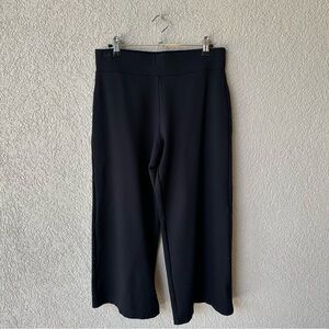 Ann Taylor Factory Elastic Waist Cropped Wide Leg Knit Pants/Culottes
